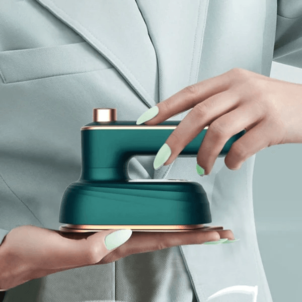 Drawframe® – Mini Portable Steam Iron